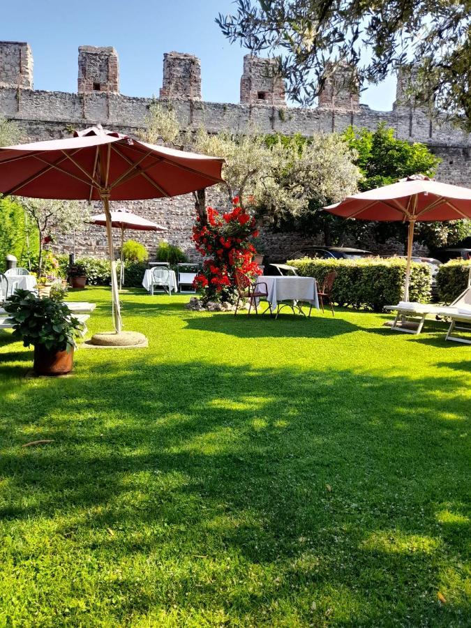 Hotel Villa Cansignorio Лацизе Екстериор снимка