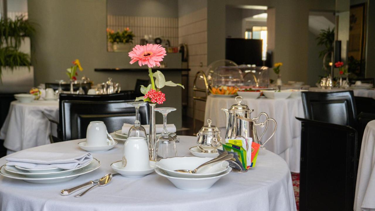 Hotel Villa Cansignorio Лацизе Екстериор снимка